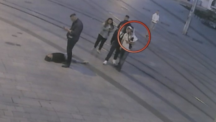 Filipínca Juraj Hossu dokopal na smrť v centre mesta.