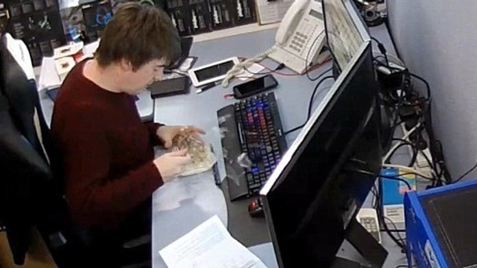 2C212E1400000578-3228495-image-a-1_1441841041772.jpg