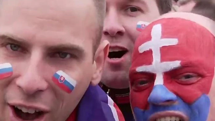 Slovenskí hokejoví fanúšikovia