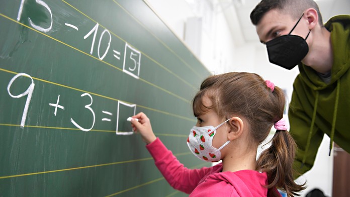 Školy dostanú 200-eurový príspevok na každého ukrajinského žiaka