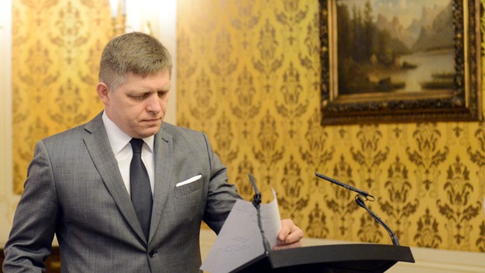 Premiér Robert Fico na archívne snímke.