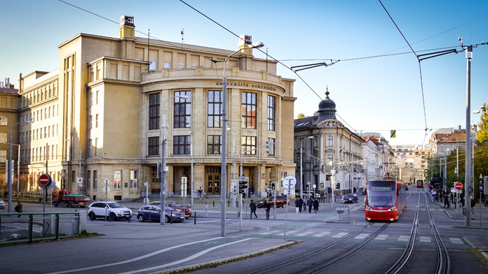 2102_Oteckovia_21_02_P30_s05e30_dnes_17_55__12___Voyo.mp4