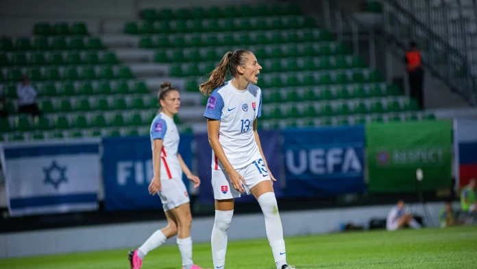 Napodobnia mužských kolegov a predstavia sa na Eure? Slovenské futbalistky postúpili do baráže o postup