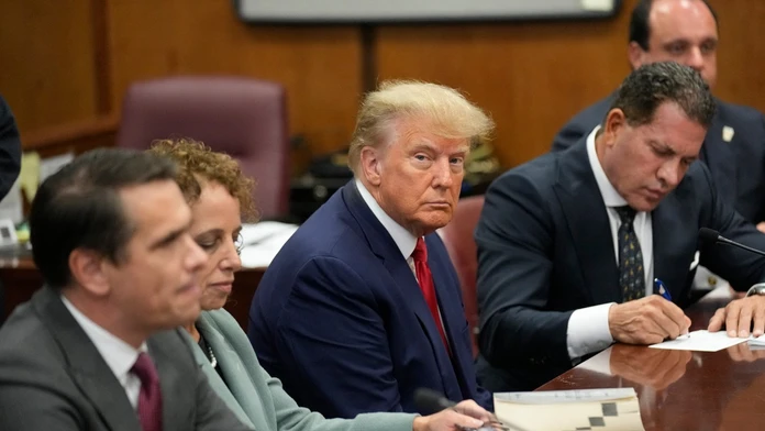Sudca odmietol Trumpovu žalobu na novinárku za ohováranie