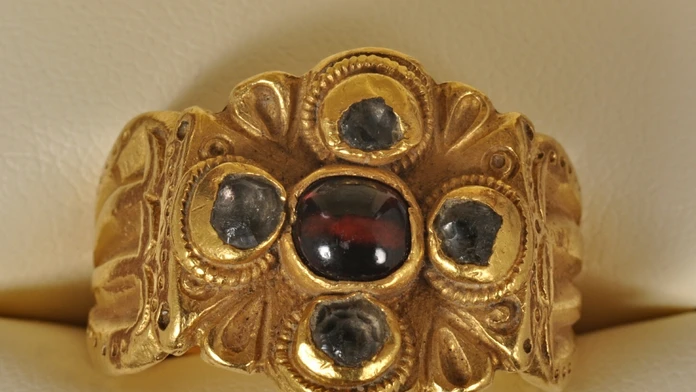 1800 rokov starý prsteň