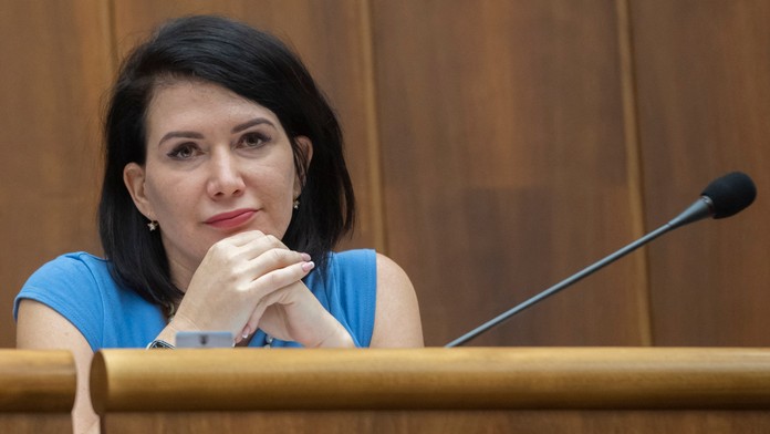 Tvrdá kritika od opozície. Znižovanie premlčacích dôb za znásilnenie považuje za neprijateľné