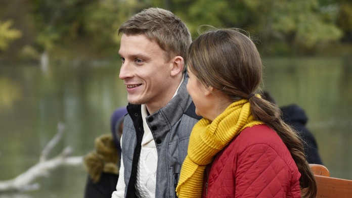 Nový predseda Banskobystrického VÚC Ján Lunter preberá úrad od Mariana Kotlebu.