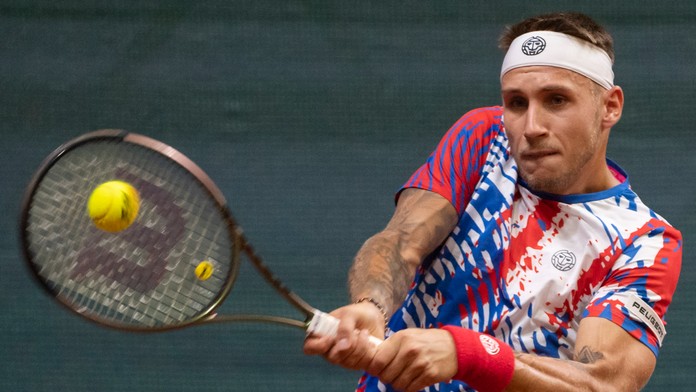 Alex Molčan na Australian Open vyradil slávneho Švajčiara, keď odvrátil mečbal. Narazí na mladú hviezdu Kanady