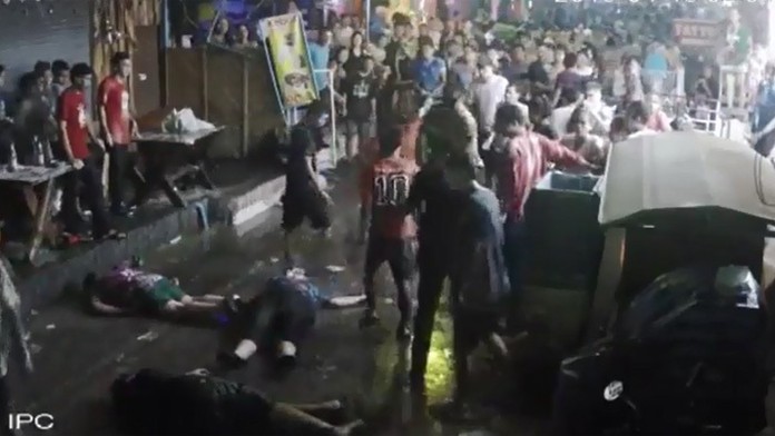 Britských turistov dobil gang z Thajska.