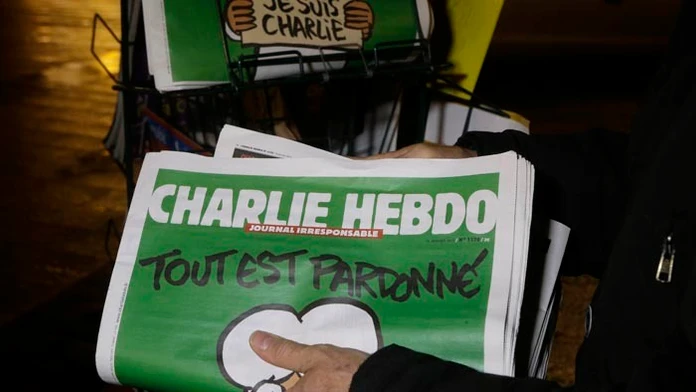 Satirický týždenník Charlie Hebdo.