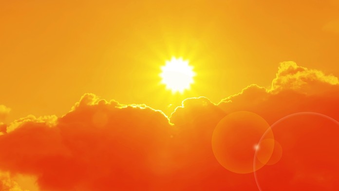 Na Slovensko sa valí mimoriadne teplá vlna. Teploty môžu vyletieť až k +40 °C