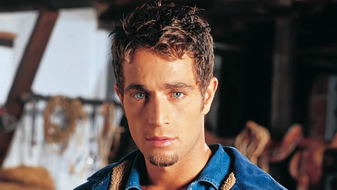Skrytá vášeň - Franco (Michel Brown)