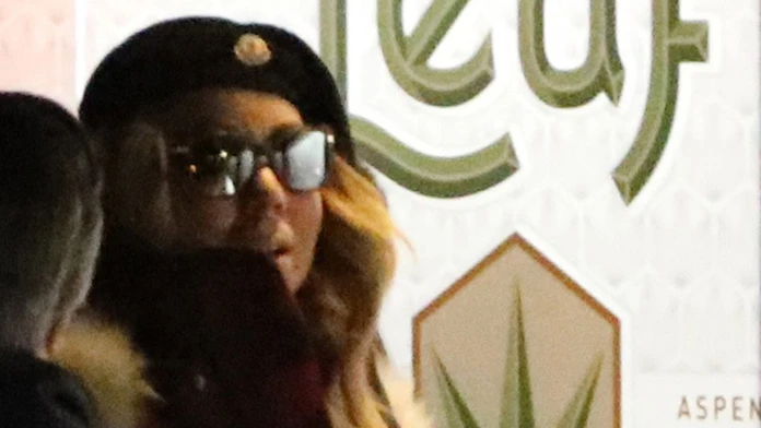 Mariah Carey hľadala útechu po katastrofálnom vystúpení v obchode s marihuanou