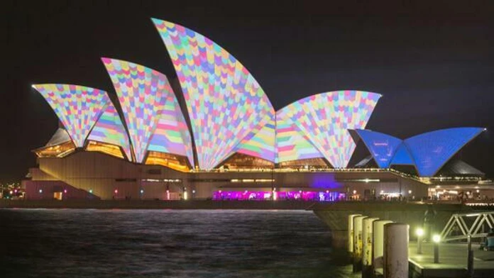 vivid2.jpg