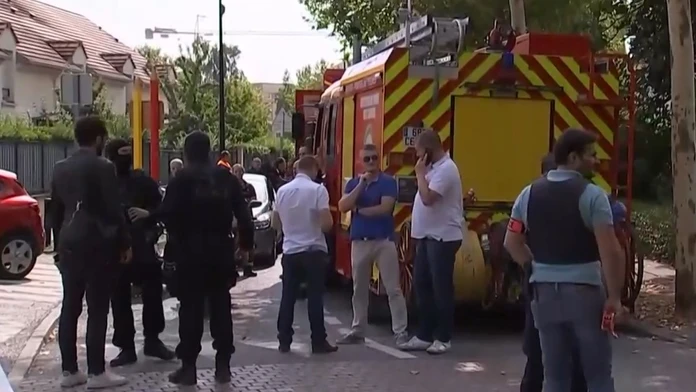 Miesto činu na parížskom predmestí Trappes.
