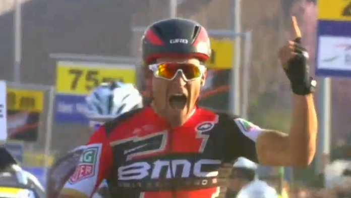 Gregg Van Avermaet sa stal víťazom klasiky E3 Harelbeke.