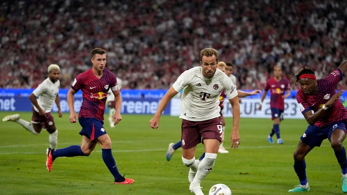 Bundesliga: Bayern zničil Brémy, Kane si u Bavorov otvoril strelecký účet