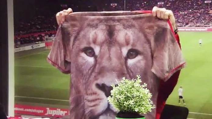 c1e3c520-ed60-11e3-8608-7ddcfcd0ae03_Lion-shirt92984848774.jpg