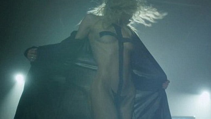taylor momsen.jpg