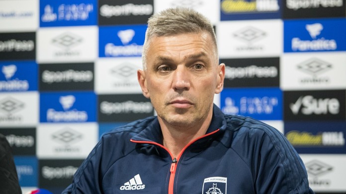 Tréner MFK Ružomberok Norbert Hrnčár odpovedá na otázky novinárov.