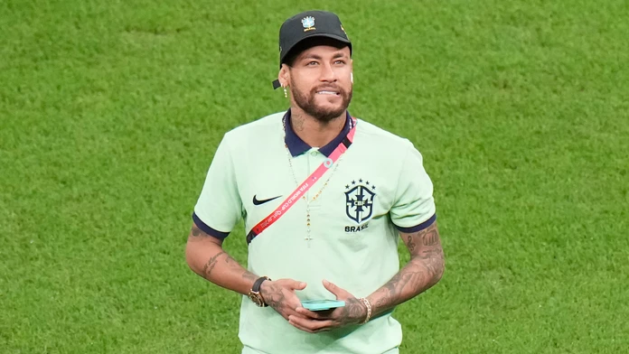 Brazília ráta dobré i zlé správy. Telles a Jesus si už na majstrovstvách nekopnú, Neymar trénoval