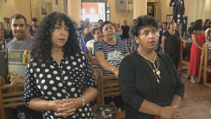 Pomodliť sa, prosiť, ale aj ďakovať putovali autobusmi do Ľutiny rómovia takmer z celého Slovenska.