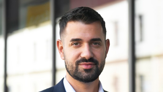 Na snímke poslanec Erik Ňarjaš.