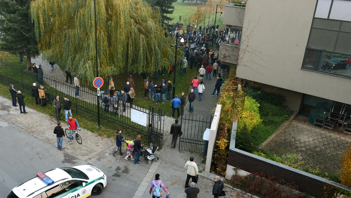 Paškov dom, protest proti CT.
