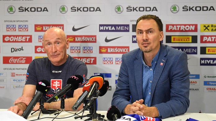 Zľava Gabriel Landeskog a Tyson Jost z Colorada oslavujú gól v 2. kole play off proti San Jose.