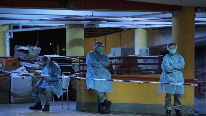 Netopiere na trhu s mäsom v Indonézii