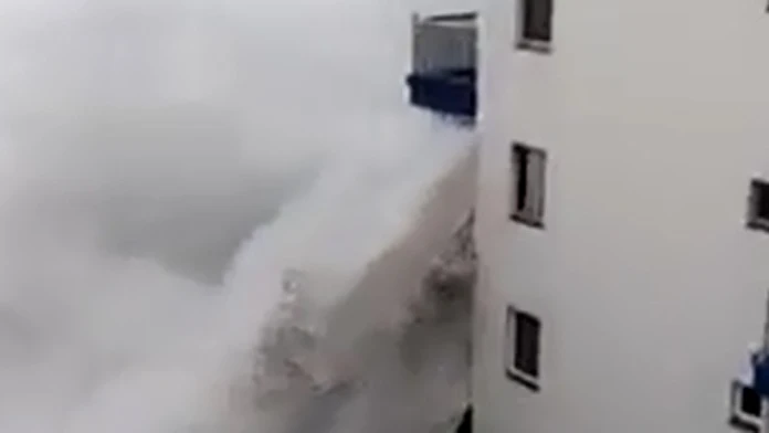 Tenerife zasiahla prudká búrka.