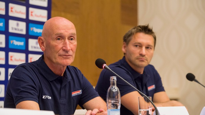 Nový tréner slovenskej hokejovej reprezentácie Craig Ramsay a asistent trénera Vladimír Országh.