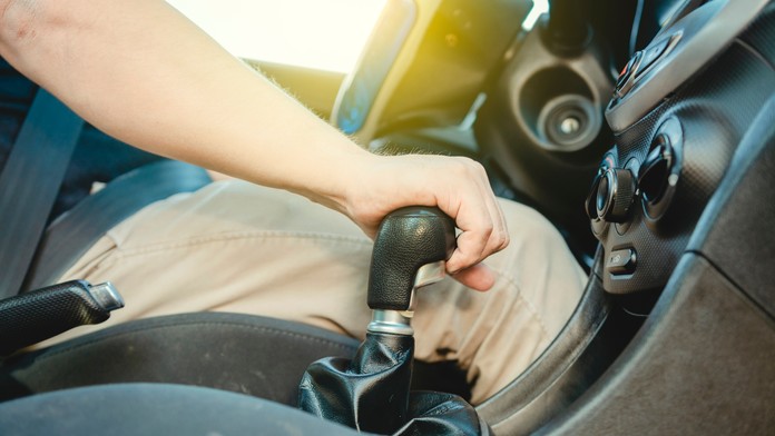 Mladík sa z vodičáku tešil iba 20 minút. Neuveríte, prečo mu ho policajti ihneď zobrali