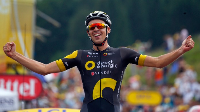 Francúzsky cyklista Lilian Calmejane z tímu Direct Energie.