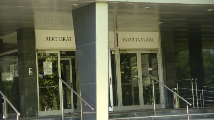 Paneurópska vysoká škola