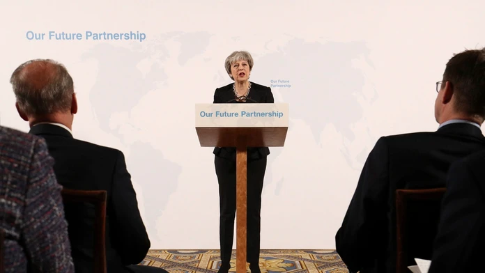 Britská premiérka Theresa Mayová vystúpila s prejavom, v ktorom načrtla, ako si jej vláda predstavuje vzťahy s EÚ po brexite.