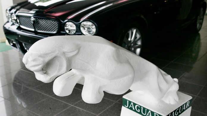 Jaguar Ford Land Lover