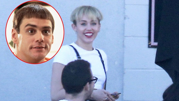 Miley Cyrus ako Jim Carey.