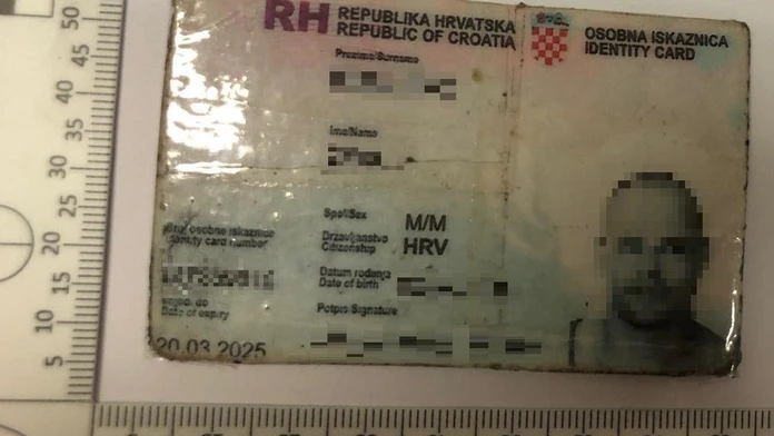 Prezradila ho krádež za pár eur. Policajti zadržali medzinárodne hľadaného muža