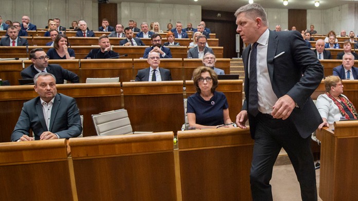 Predseda Smeru-SD Robert Fico.