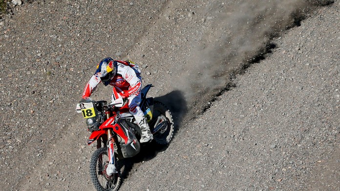 Britský motocyklový jazdec Sam Sunderland na Honde sa stal víťazom 2. etapy pretekov Rely Dakar, ktorá viedla zo San Luis do San