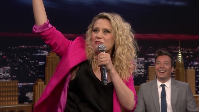 Slávna americká herečka vás dostane. Začala rapovať po maďarsky