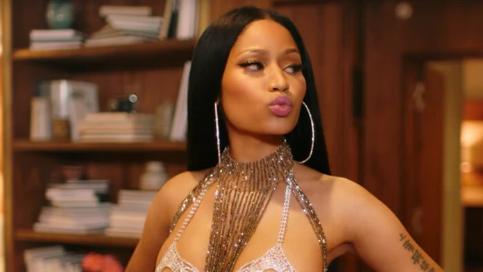 Nicki Minaj vo videoklipe You Da Baddest