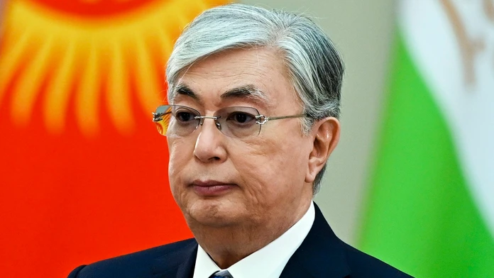 Na archívnej snímke z decembra 2021 kazašský prezident Kasym-Žomart Tokajev.