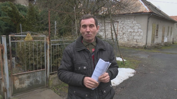 Svoju stoličku musí Lenhárd teraz odovzdať novému starostovi. 