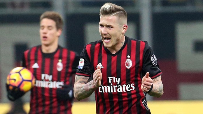 Juraj Kucka oslavuje svoj gól.