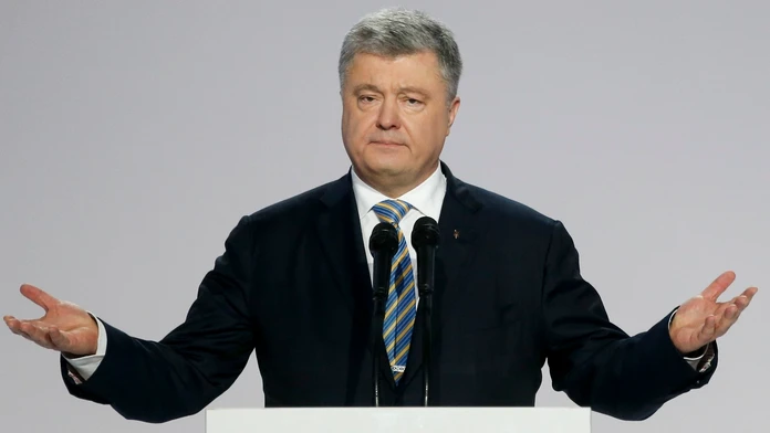 Ak si sadnete v lietadle vedľa Števa Martinoviča, môžete dopadnúť takto