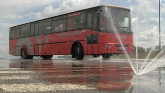 bus.JPG