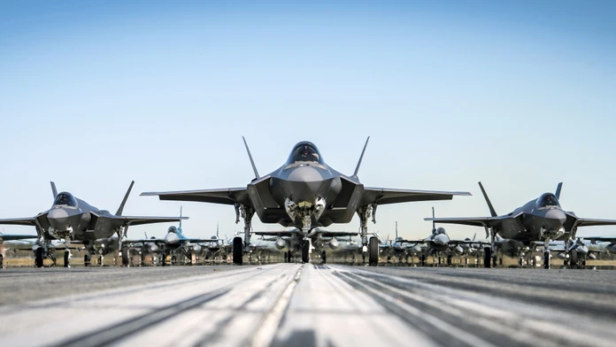 Najdrahší nákup českej armády: Za 24 amerických stíhačiek F-35 zaplatí  vyše 6 miliárd eur