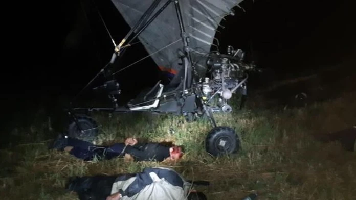 Mužov zadržala polícia.